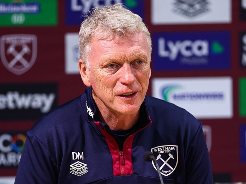 West Ham Boss Moyes Mulls Over Contract Offer
